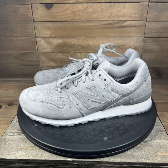 New Balance 696 Womens Size 7.5 Gray White Athletic Running Shoes Sneakers - Picture 3 of 10